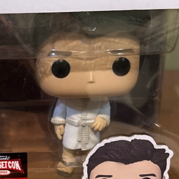 Funko POP!  Parks & Recreation Donna & Ben Treat Yo'self 2-Pack - Picture 7 of 8